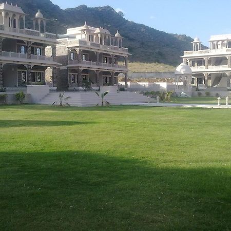 Bhanwar Singh Palace Hokaran Exterior photo