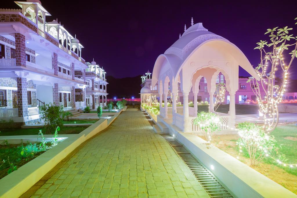 Bhanwar Singh Palace Hokaran Exterior photo