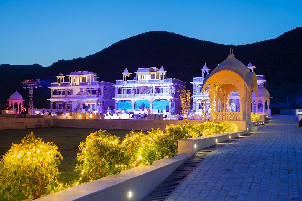 Bhanwar Singh Palace Hokaran Exterior photo