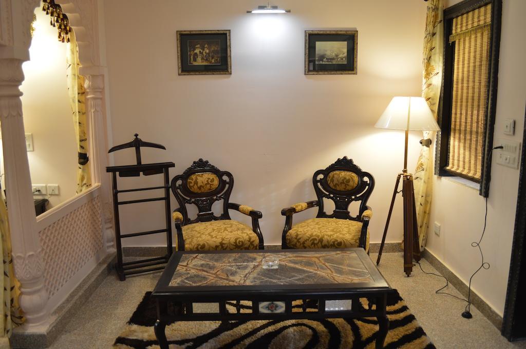 Bhanwar Singh Palace Hokaran Room photo
