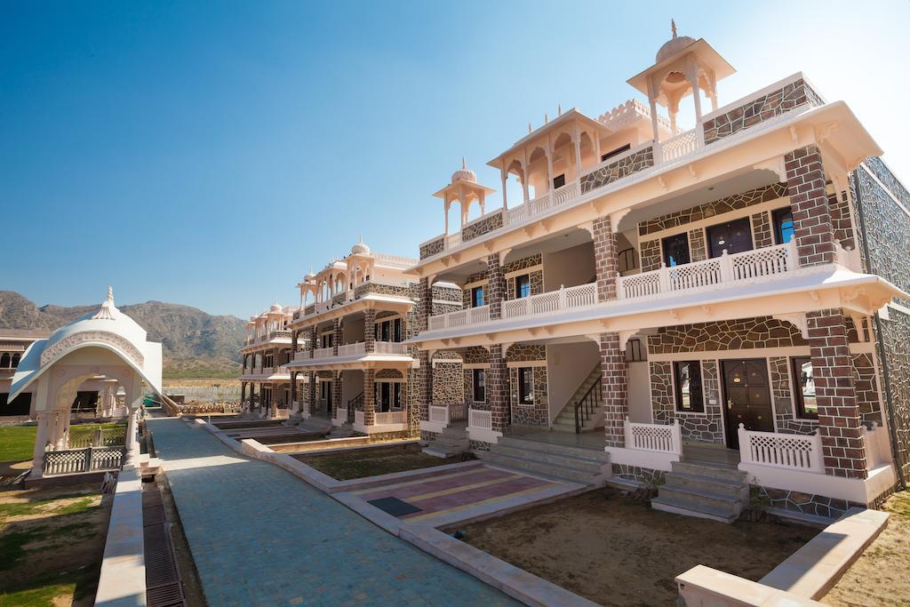 Bhanwar Singh Palace Hokaran Exterior photo