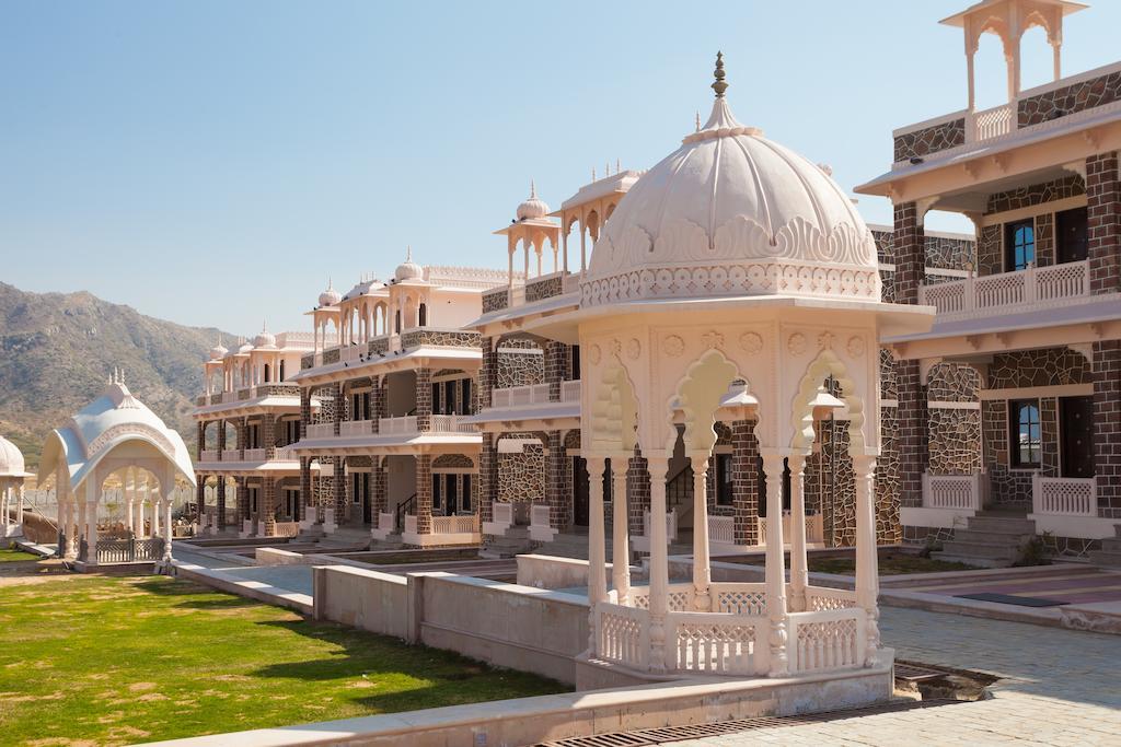 Bhanwar Singh Palace Hokaran Exterior photo