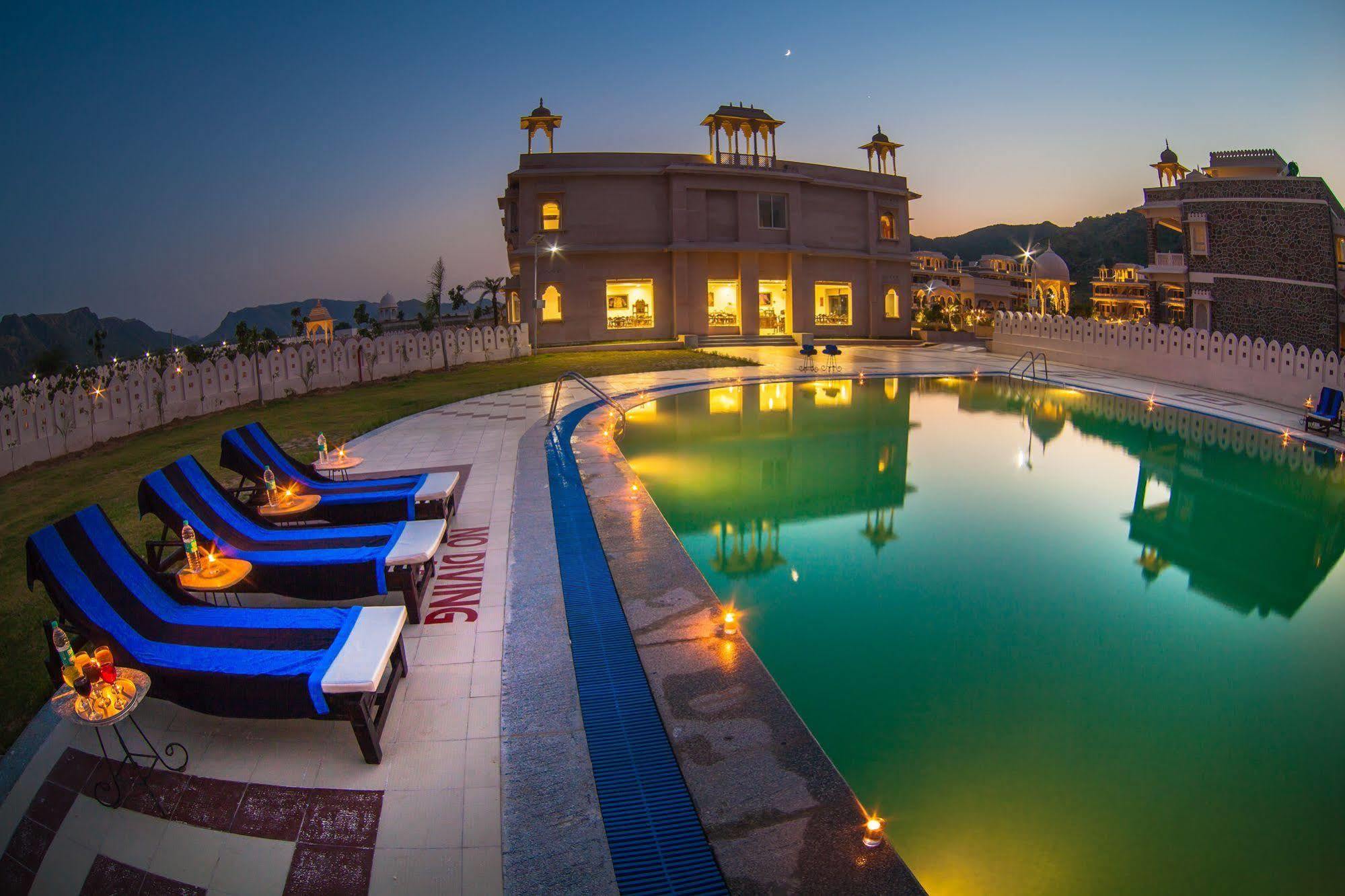 Bhanwar Singh Palace Hokaran Exterior photo